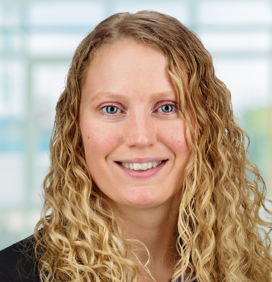 Sarah Smith Kuehnel Profile Image